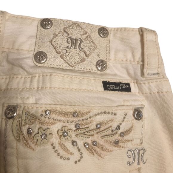 Miss Me JP5543P2 Capri Women’s Sz 27White Rhinestones Embroidered Button & Zip - Picture 9 of 9